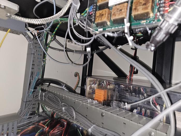 Used KDF 654i sputtering batch systems dual load lock in-line RF / DC side