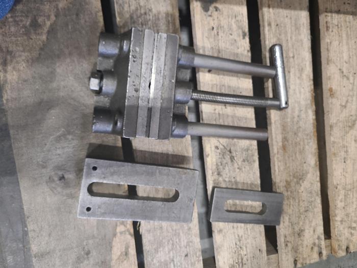 Used  AAMCO 7 Inch Shaper Machine Metal Former