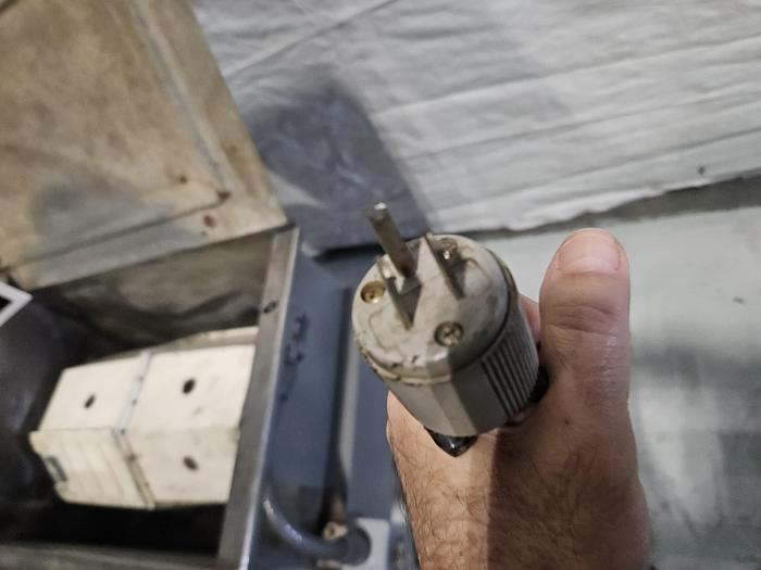 Used Greco Wet Tumbler Rotary Finishing Machine Polish Metal Automatically 110V 