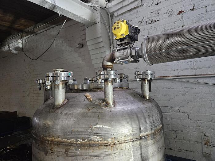 Used 150 Gallon Stainless Steel Pressure Vessel with stand and valves