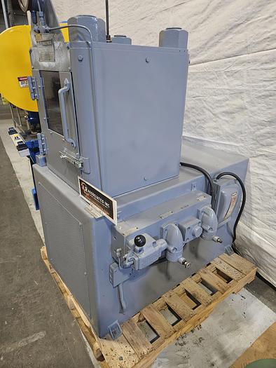 Used Clifton 200 Ton Hydraulic Hobbing Coining Press Metal Forming Brass Copper Steel Gold Silver 