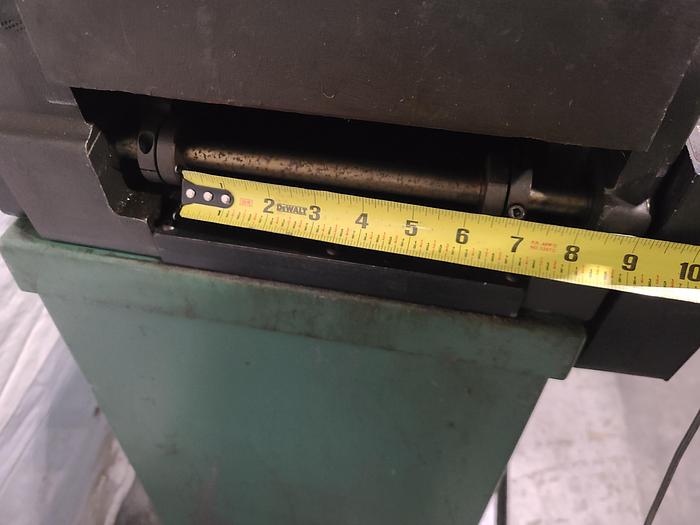 Used RapidAir Motorized 8 Inch Stock Straightener Leveler