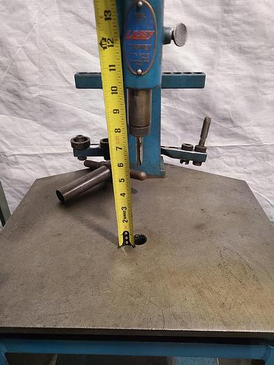 Used Lassy 12F Thread Tapping Machine with Tooling