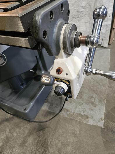 Used Clark Variable Speed Milling Machine DRO Power Feed Rotating Vise & Collets