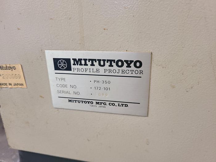 Used Mitutoyo PH 350 Optical Comparator 14 Inch