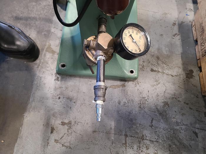 Used Hugold Air Press Stamping Assembly Crimping 110 Volt