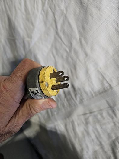 Used Delta Super Heavy Duty 6 Inch Belt Sander 110 V on Stand