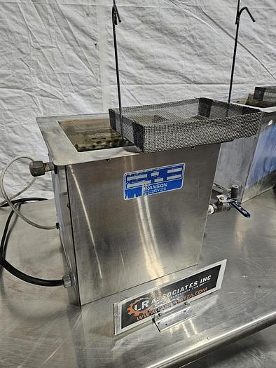 Used Branson CH1012-25-12CP Industrial Ultrasonic Cleaner 5 gallon Heated Tank with 8300 Power Supply 25 KHz & Basket