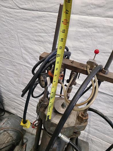 Used Hot Wax Injector Large Volume Wax Injection for Casting Industries