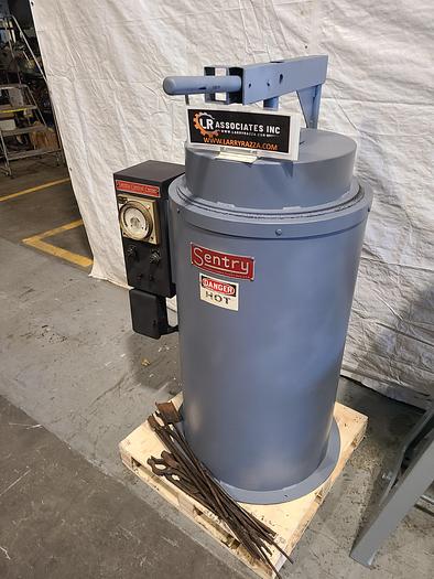 Used Sentry Electric Heat Treating Furnace 2500 F Max 220 Volts