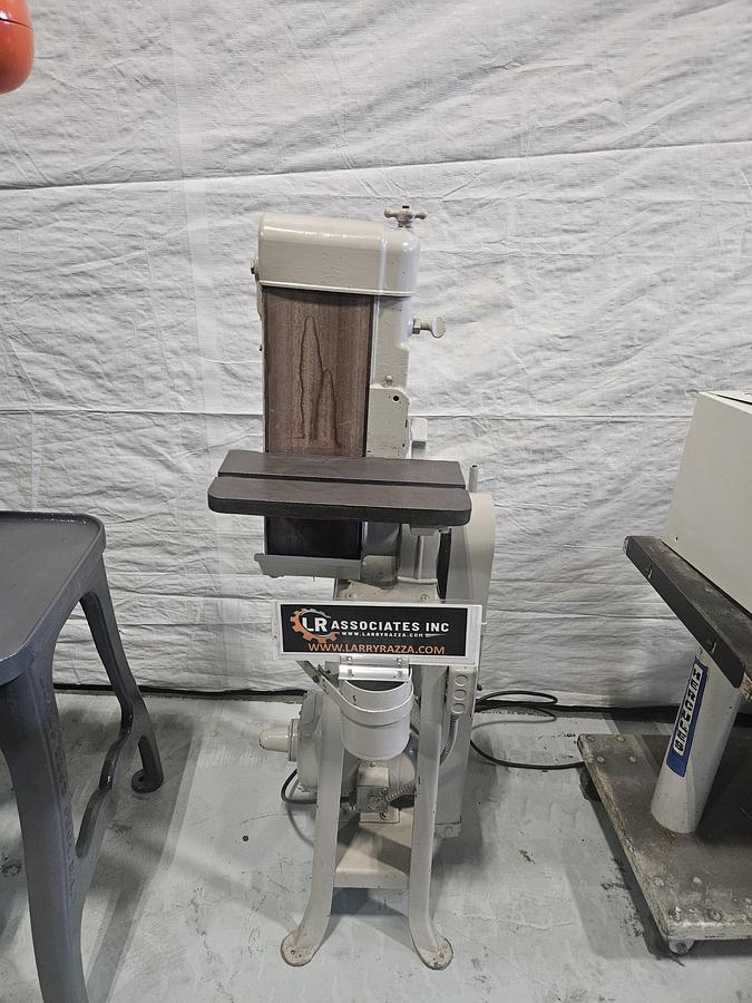 Used Delta Super Heavy Duty 6 Inch Belt Sander 110 V on Stand