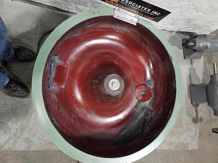 Used Ultramatic 24 Inch Vibratory Finishing Machine 110 Volts Polish Deburr Metal Plastic