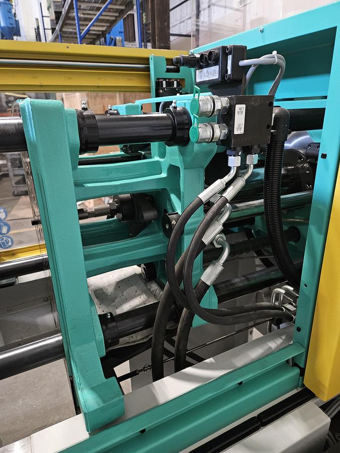 Used 2016 Arburg 470 C 1500-400 Golden Edition 165 Ton 6.5 oz. Allrounder Injection Molding Machine PRISTINE!!!