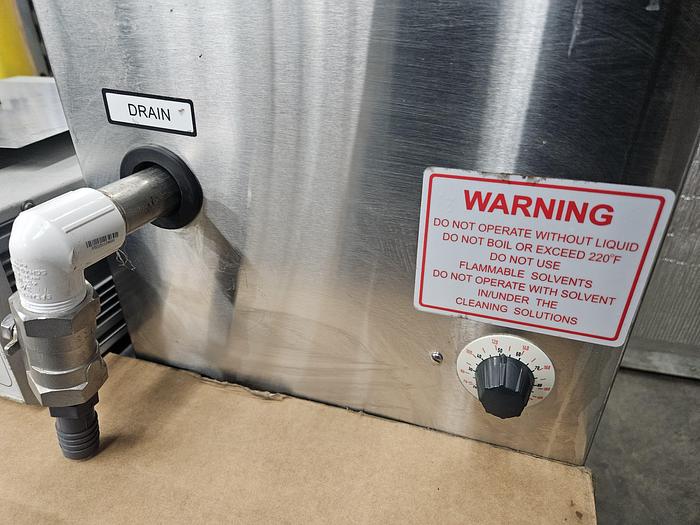 Used Branson Ultrasonic Cleaner 25 kHz Wash System with Heated SS Tank & Basket 5 Gallon Capacity