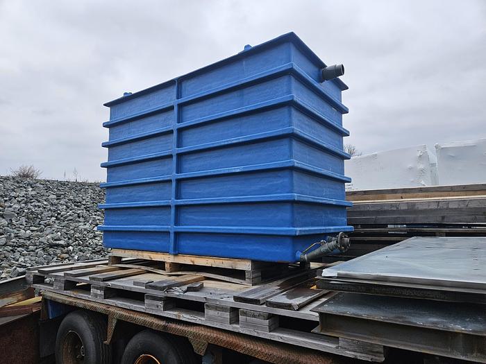 Used Fiberglass Reinforced Holding Tank Water Liquids Cooling 6' x 4' x 6'