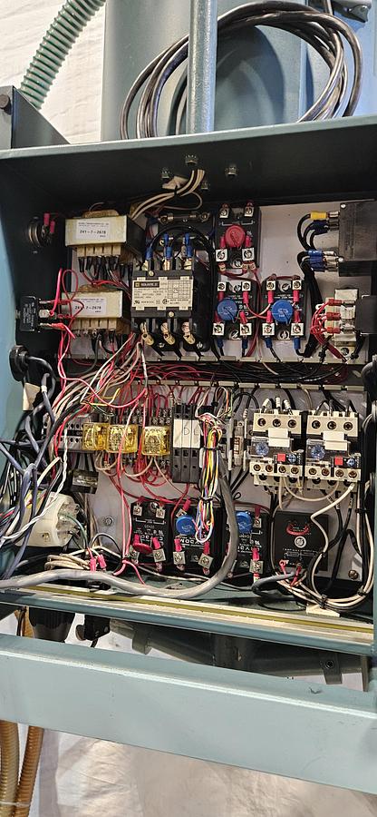 Used DRI-AIR ARID-X 35HM DESICCANT RESIN DRYER – DUAL RECEIVER CONTROL – DIGITAL DEW POINT SYSTEM – 480V 3 PHASE – TESTED