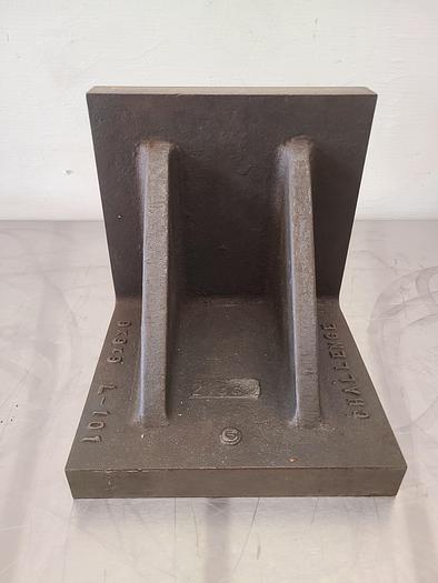 Used 9 x 9 inch Steel Knee for Milling Gring Set Up Welding Square 90 Degree Angle Plate Mounting
