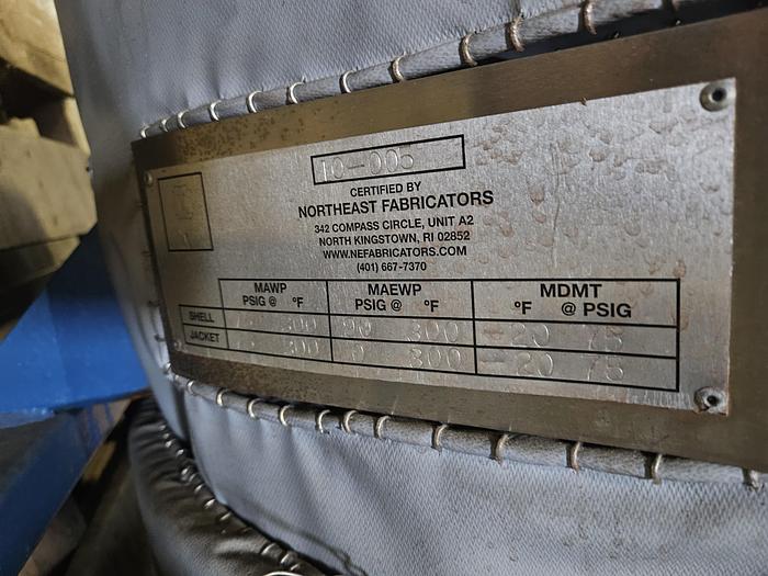 Used 175 Gallon Super Heavy Duty Stainless Steel Horizontal High Pressure Vessel Holding Tank Rated at 300F to -20F @ 90 PSIG Built in 2010