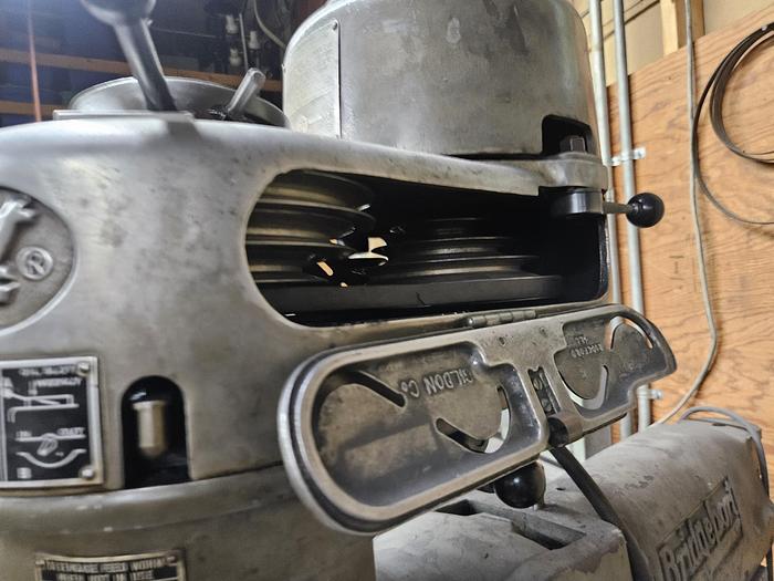 Used Bridgeport Milling Machine 36 inch Table Vise & Power Feed