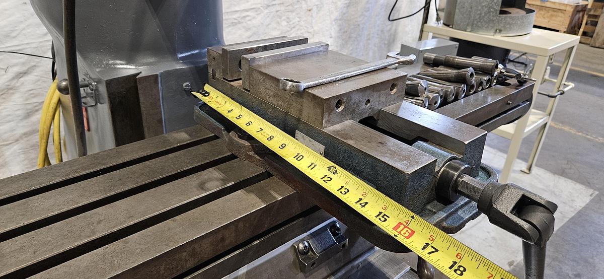Used BRIDGEPORT SERIES I 2HP VERTICAL MILL – PROTOTRAK MX2 2-AXIS CNC / CONVERSATIONAL CONTROL – POWER FEED – VISE – COLLETS – 480V 3 PHASE – RUNNING