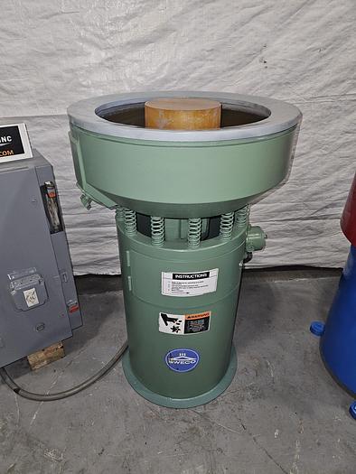 Used Sweco 1.2 Cubic Ft Vibratory Finisher 220V 3 Phase Polish Debur Metal Fast Finishing