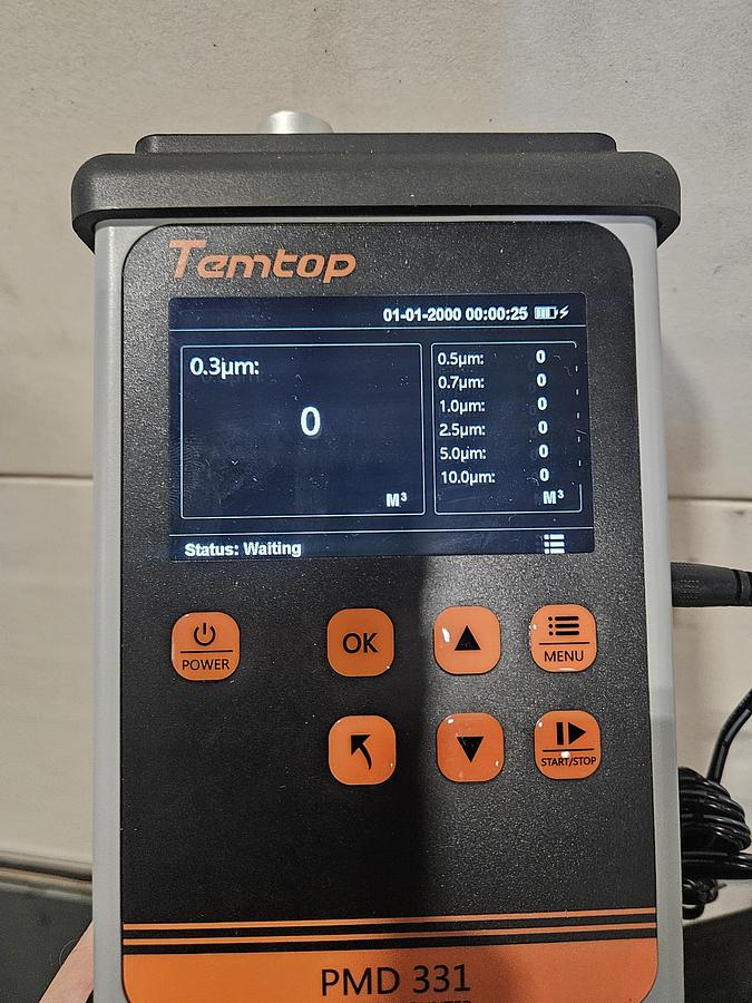 Used TEMTOP PMD 331 PARTICLE COUNTER – PORTABLE CLEANROOM AIR MONITOR – CALIBRATION CERTIFICATE – EXCELLENT CONDITION, TESTED!
