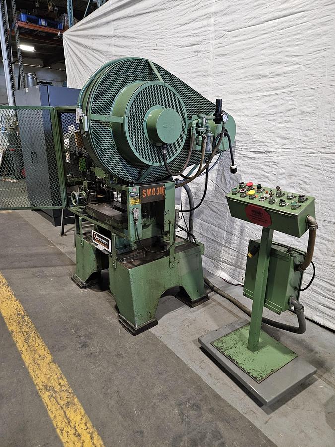 Used Perkins 20 Ton Punch Press with Enclosure High Speed Stamping Press