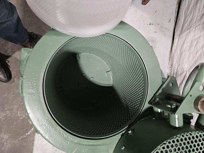 Refurbished New Holland K-24 Spin Dryer with Electric Heater DRY FAST!!! TOTALLY REFURBISHED PLUS BASKET!!!