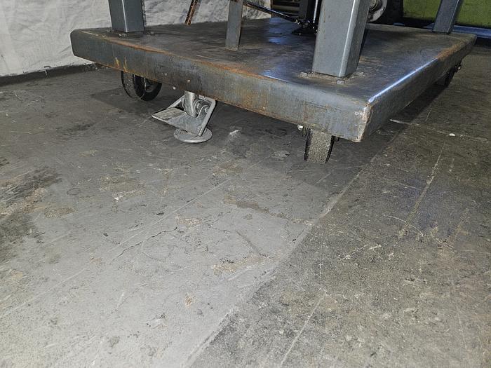 Used Wesco 6000 Lb. Lift Table on wheels Hydraulic Manual Jack 32 to 48 Inch