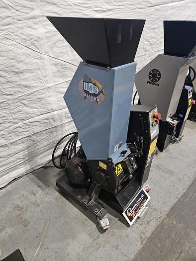 Used Rapid Model 150-21 Plastic Grinder Granulator 6 x 8 inch Throat 3 HP 220V 3Phase Many in stock!!
