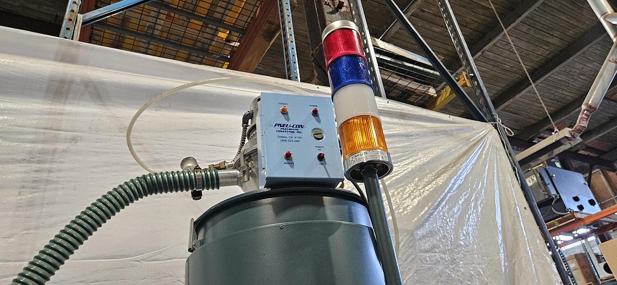 Used DRI-AIR ARID-X 35HM DESICCANT RESIN DRYER – DUAL RECEIVER CONTROL – DIGITAL DEW POINT SYSTEM – 480V 3 PHASE – TESTED