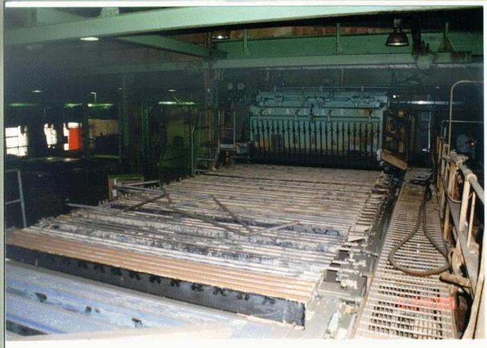 Used Voith/Valley  C-Frame Fourdrinier Section, 144" Wire, All Ss Construction, 46 Ft. From Center Of Breast Roll To Center Of Suction Couch, Complete With Valley 140" Pond Headbox, 2000 Fpm #4553