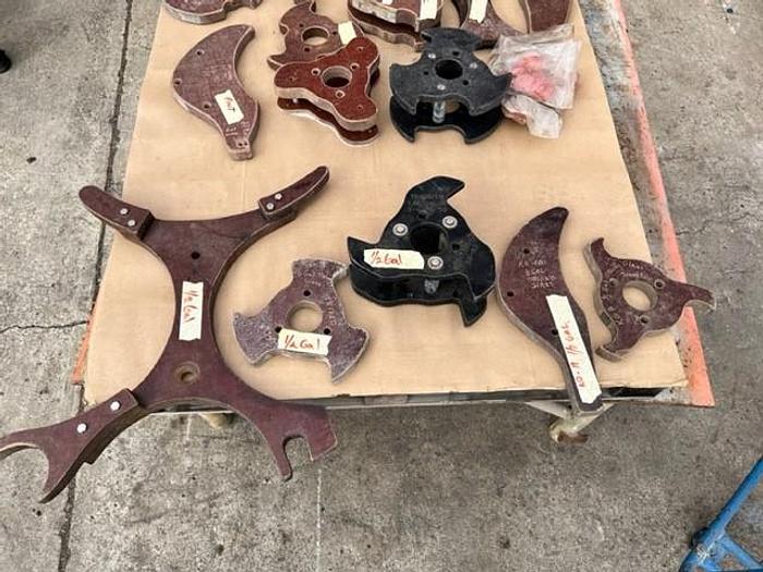 Used Filler, Bottle, 8-Head, Fogg, Rotary, Capper #C744156