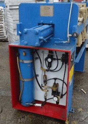Used 4 CU. FT. DURCO FILTER PRESS POLYPRO 630MM AUTOMATIC HYDRAULIC CLOSURE