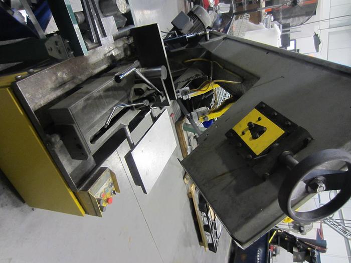Used 10" X 18" STARTRITE, HORIZONTAL BANDSAW