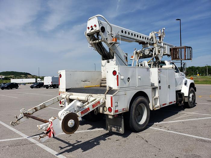 Used LOOK! 1996 Ford F800 T40D Cable Placer Bucket Truck
