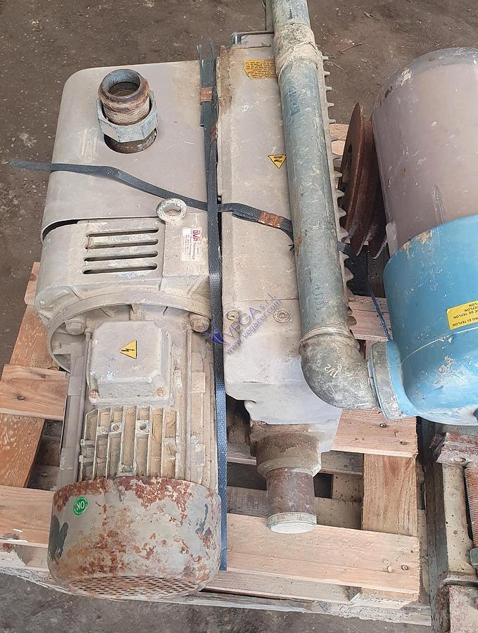 Usato Oil vacuum pump DVP - 100 m3/h