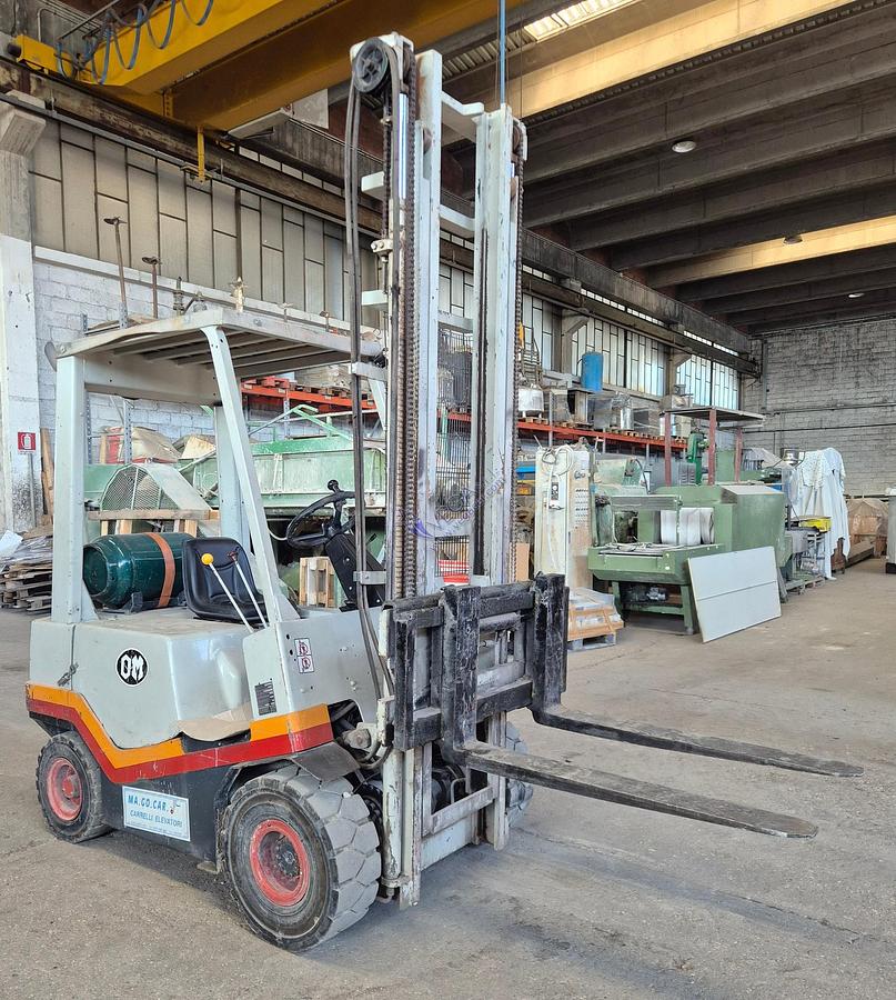Usato Forklift OM mod. BI 20 CL