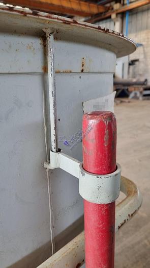 Usato Stainless steel hopper with lever shutter on the bottom for unloading the material