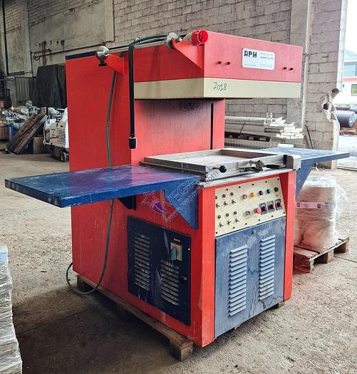 Usato Semi-automatic skin pack wrapping machine APM 