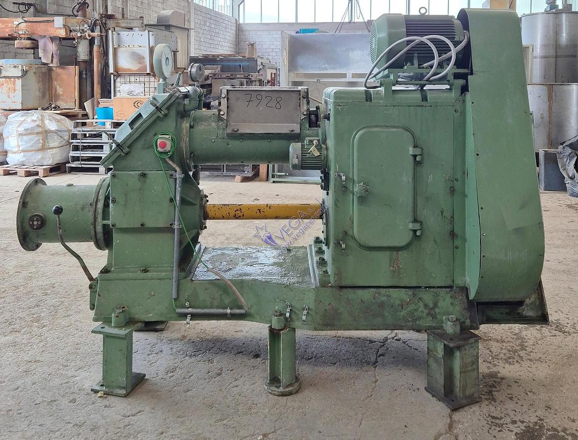 Usato De-airing pugmill NETZSCH mod. 250-25