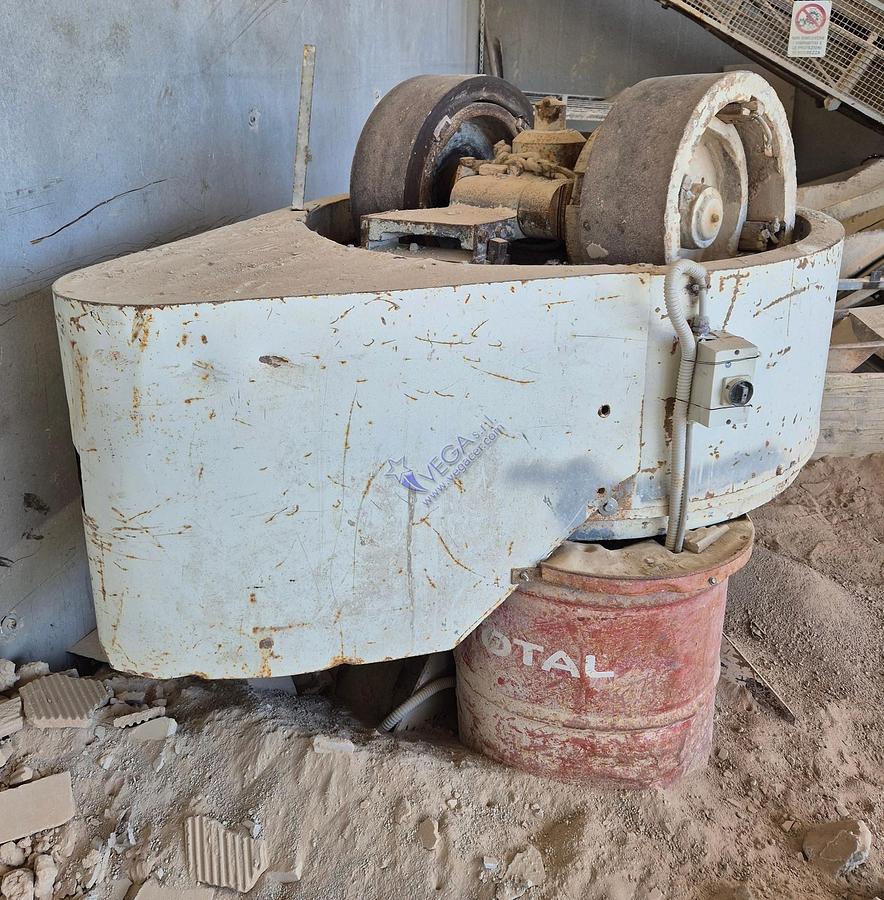 Usato Pan mixer with rotating tank