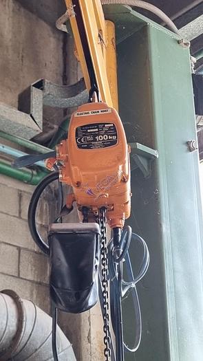 Usato Jib crane with KITO hoist 100 kg capacity