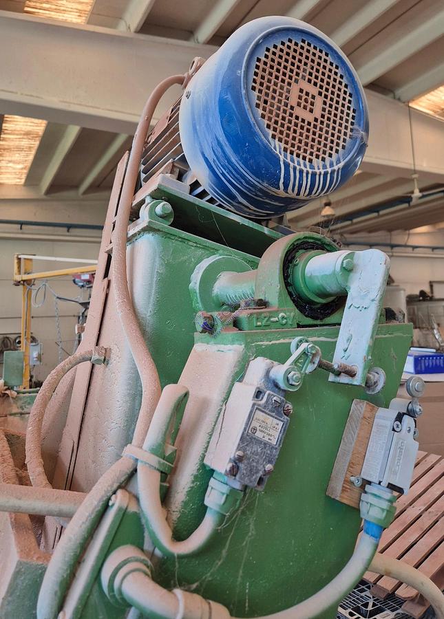 Usato Semi-automatic trasversal disk cutter ARENA