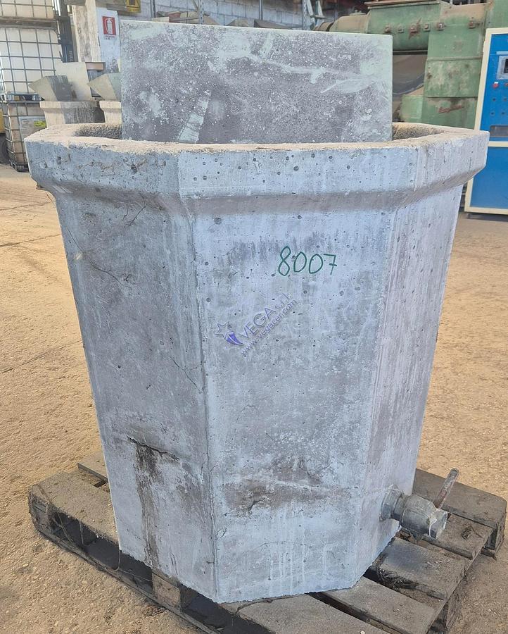 Usato Tank