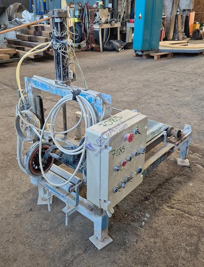 Usato Pneumatic cutter with encoder