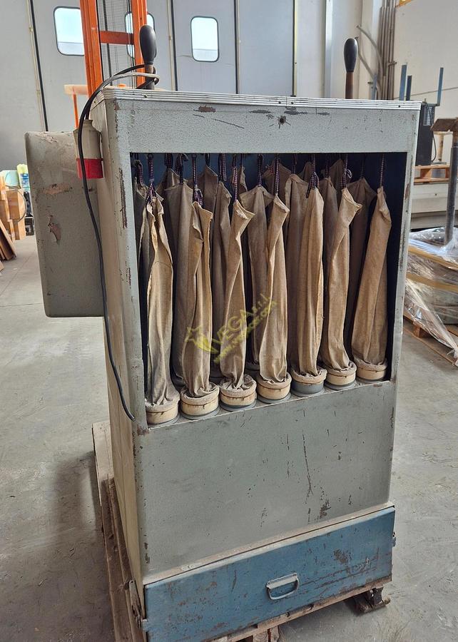 Usato Polishing machine for metals with aspirator BREVETTATA