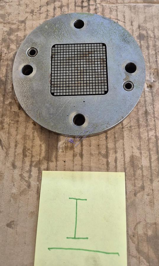 Usato Hard metal dies for producing honeycomb filters for foundries