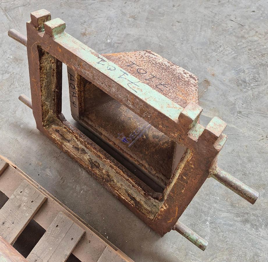 Usato Special die mouth for extrusion 