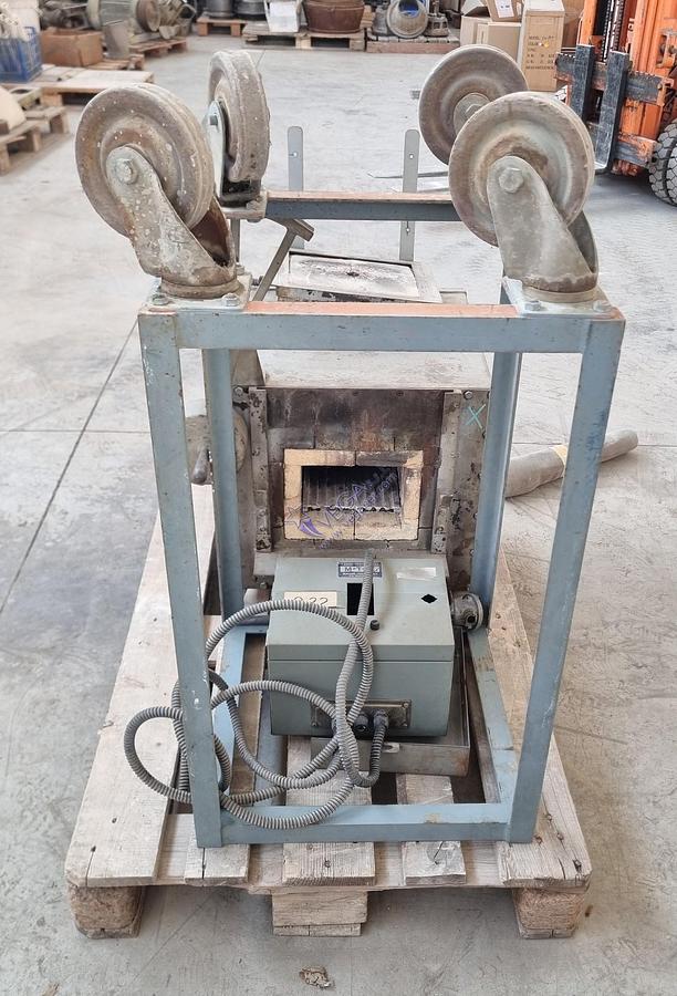 Usato Laboratory electric kiln MT